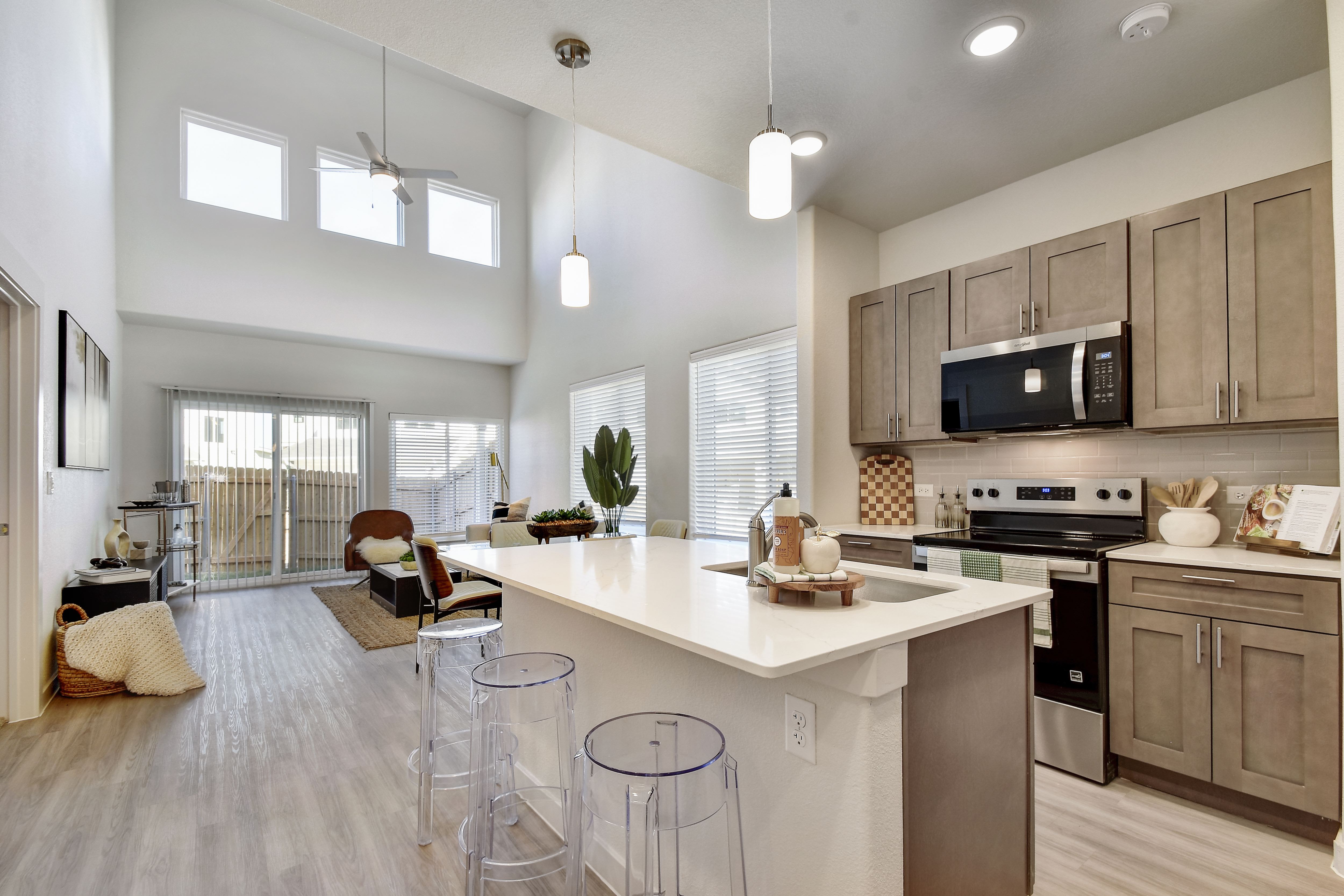 932 Misty Acres Drive – photo 3
