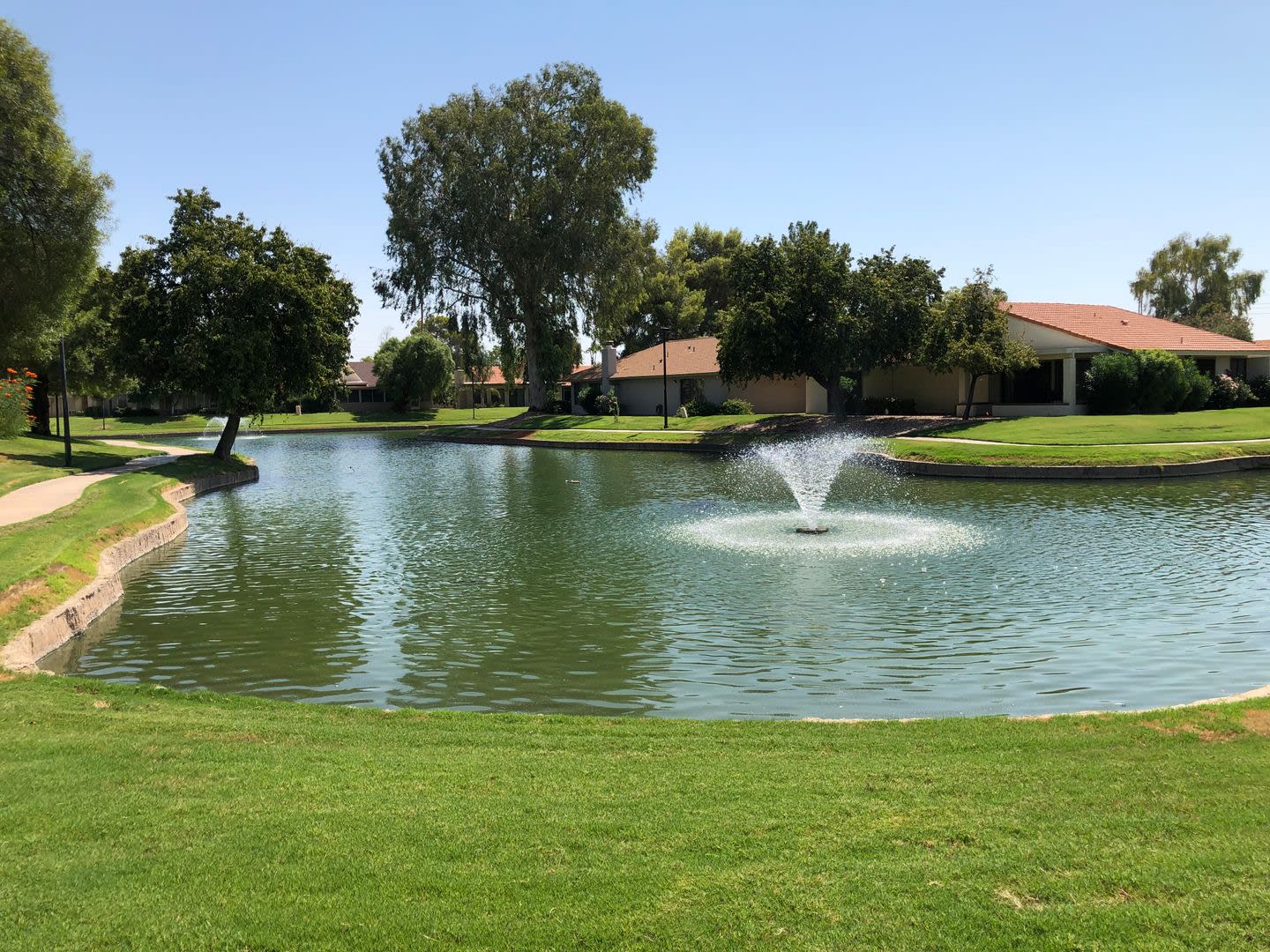 Beautiful Home On The Lake Just Steps Away From Rec 1 Pool Fitness Center In Leisure World A 45 Active Adult Resort Community Available Starting April 16 2026 Through November 2026 – photo 2