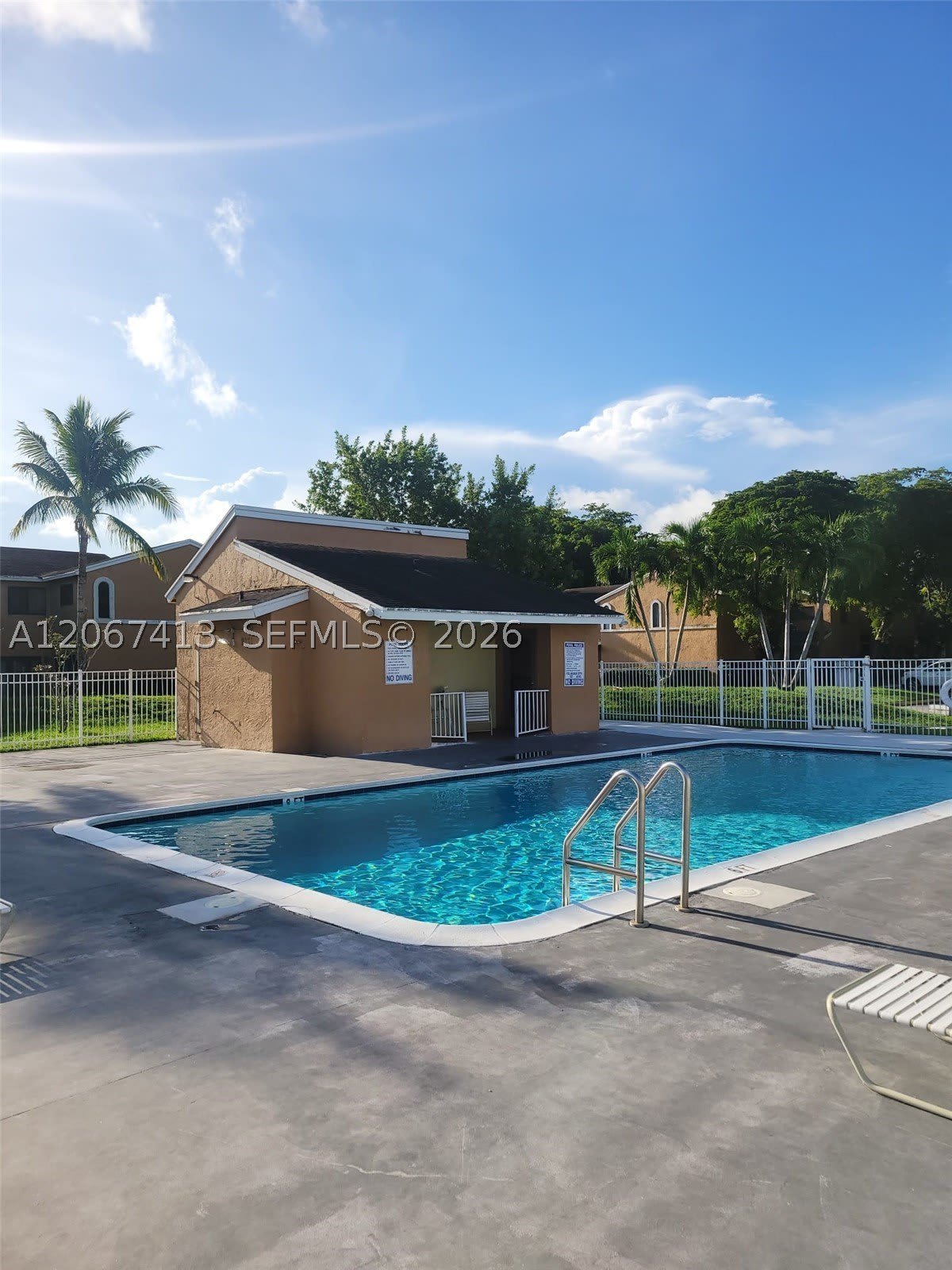 8075 NW 71st Ct – photo 3