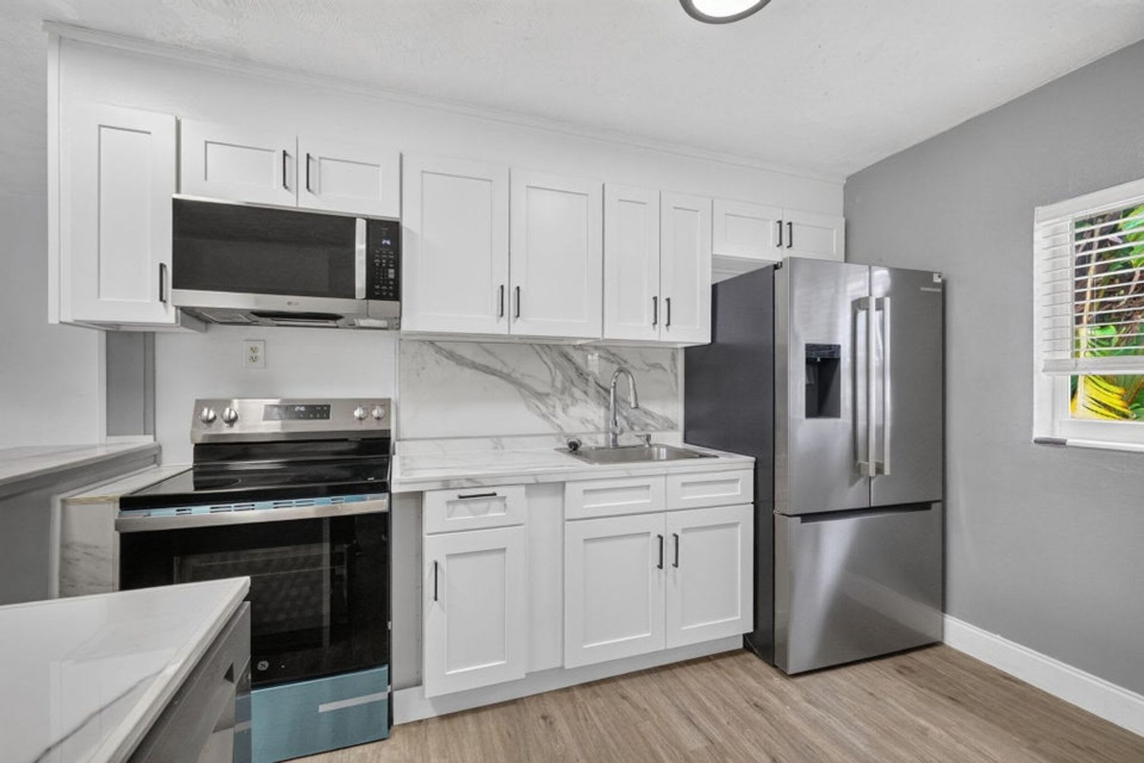 540 Ne 61St Street Oakland Park Fl 33334 1936 – photo 1