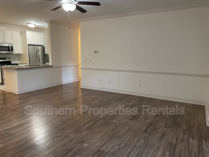 330 Gallery Drive #102 – photo 3