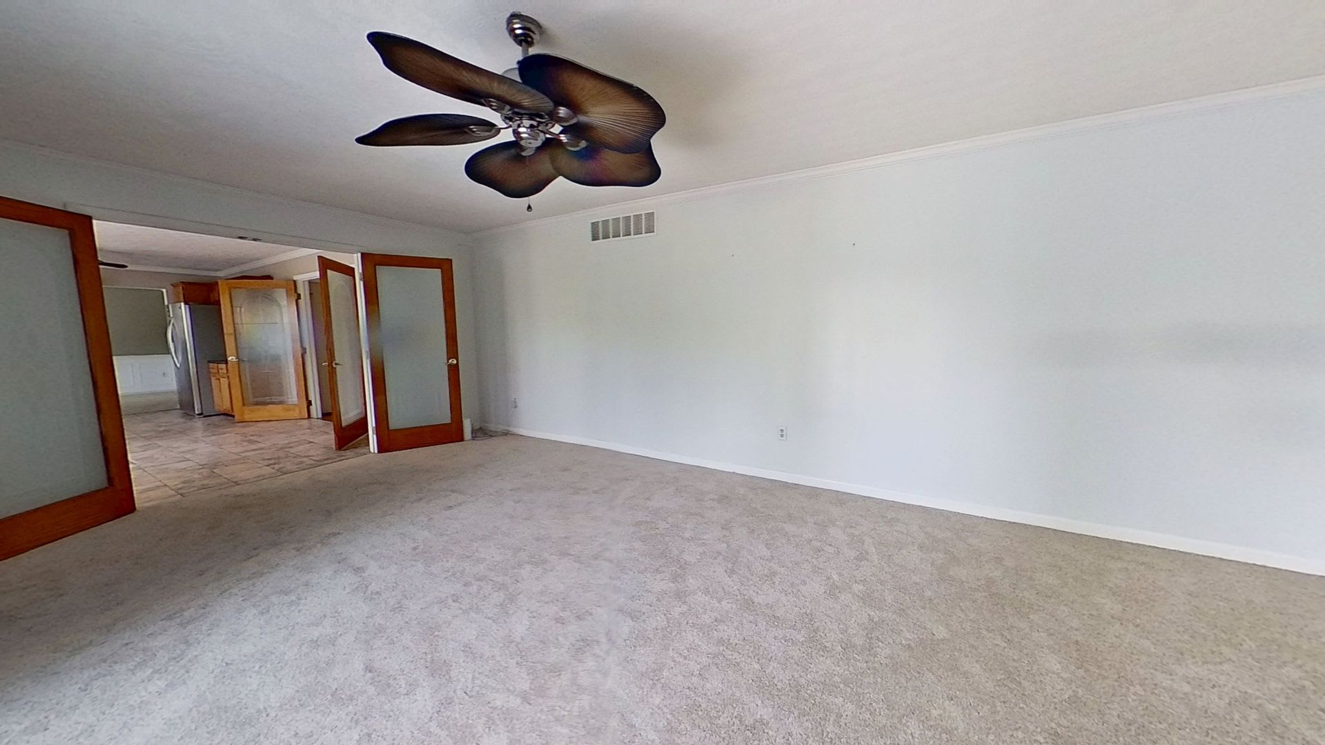 Spacious Single Family Home – photo 2