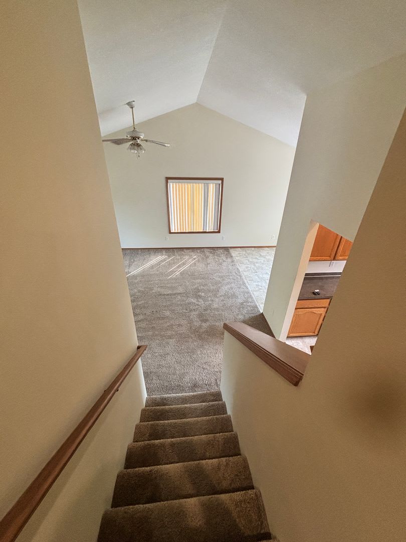 Spacious Tri-Level On Corner Lot – photo 5