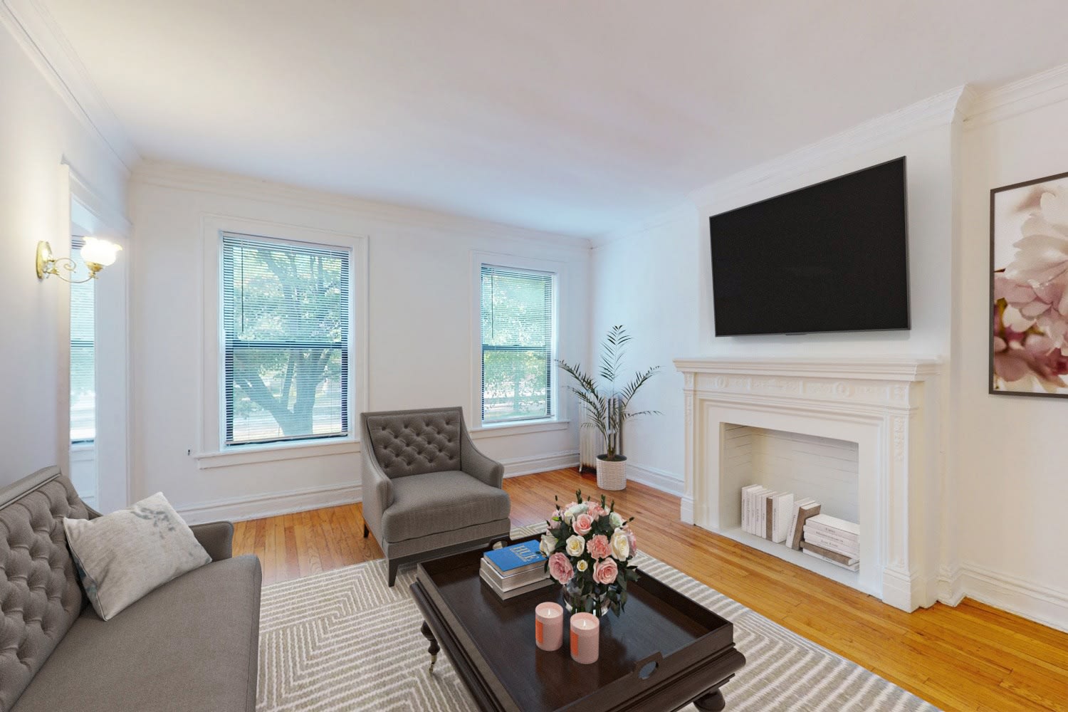 1101 E. Hyde Park Boulevard – photo 1