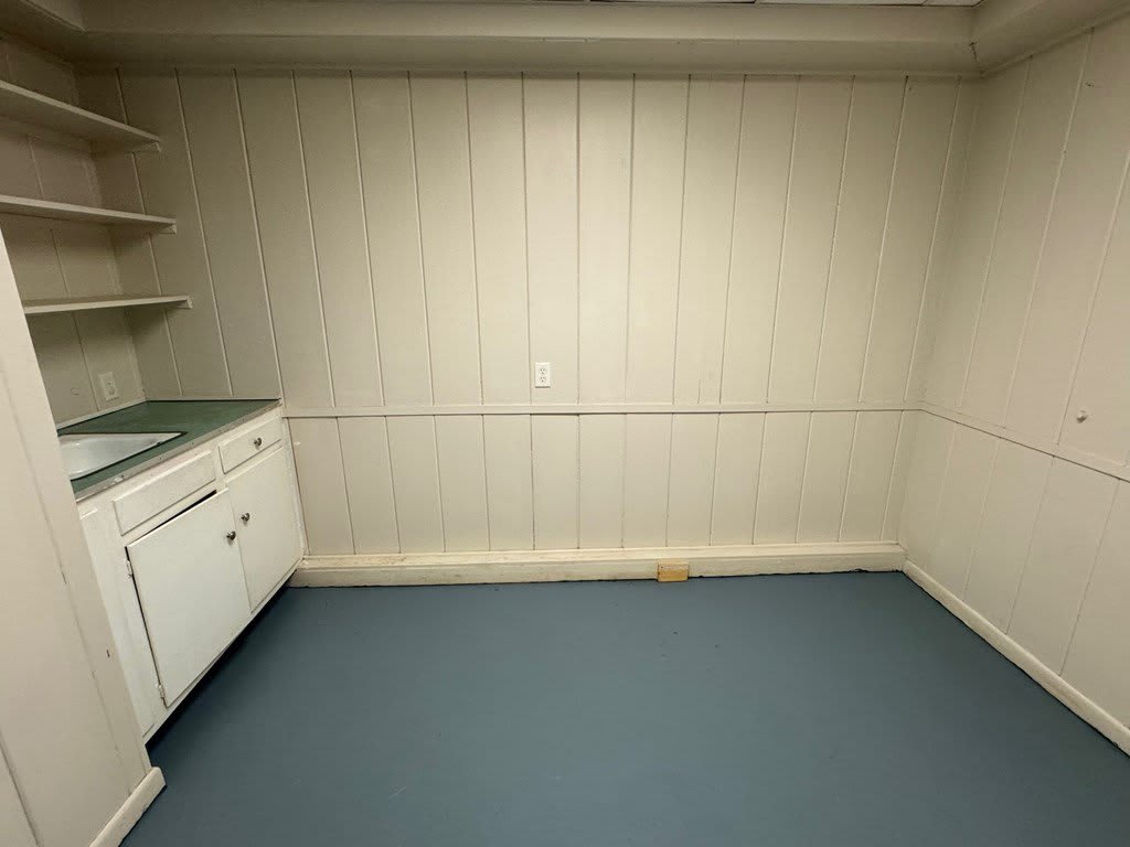 545 W Main St. Suite #304 – photo 3