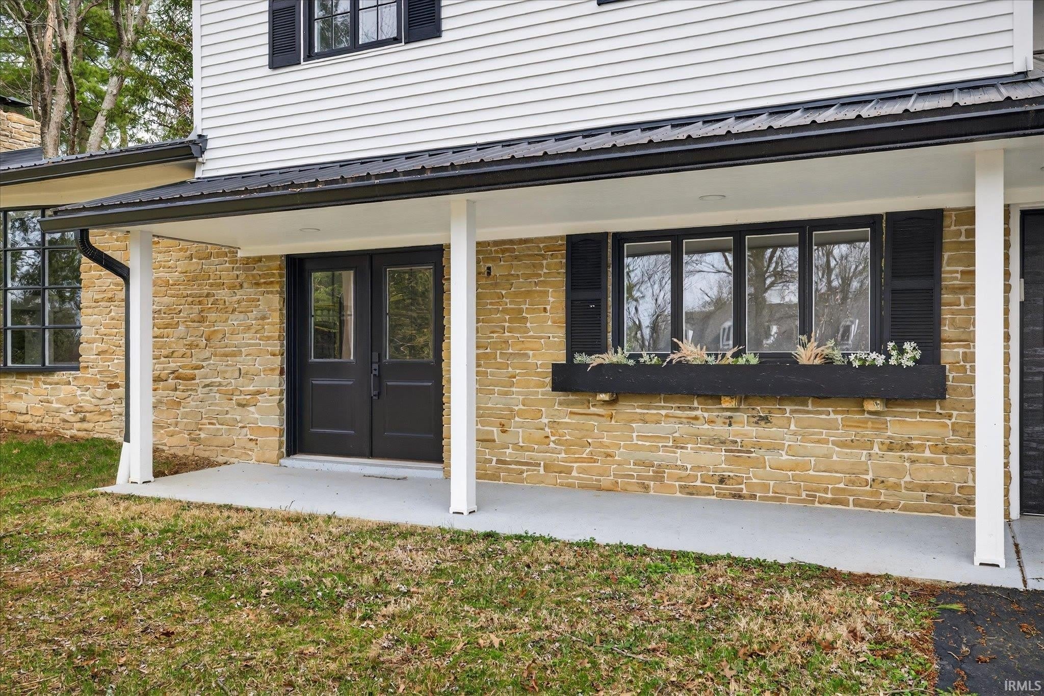 633 S Ravencrest Avenue – photo 3