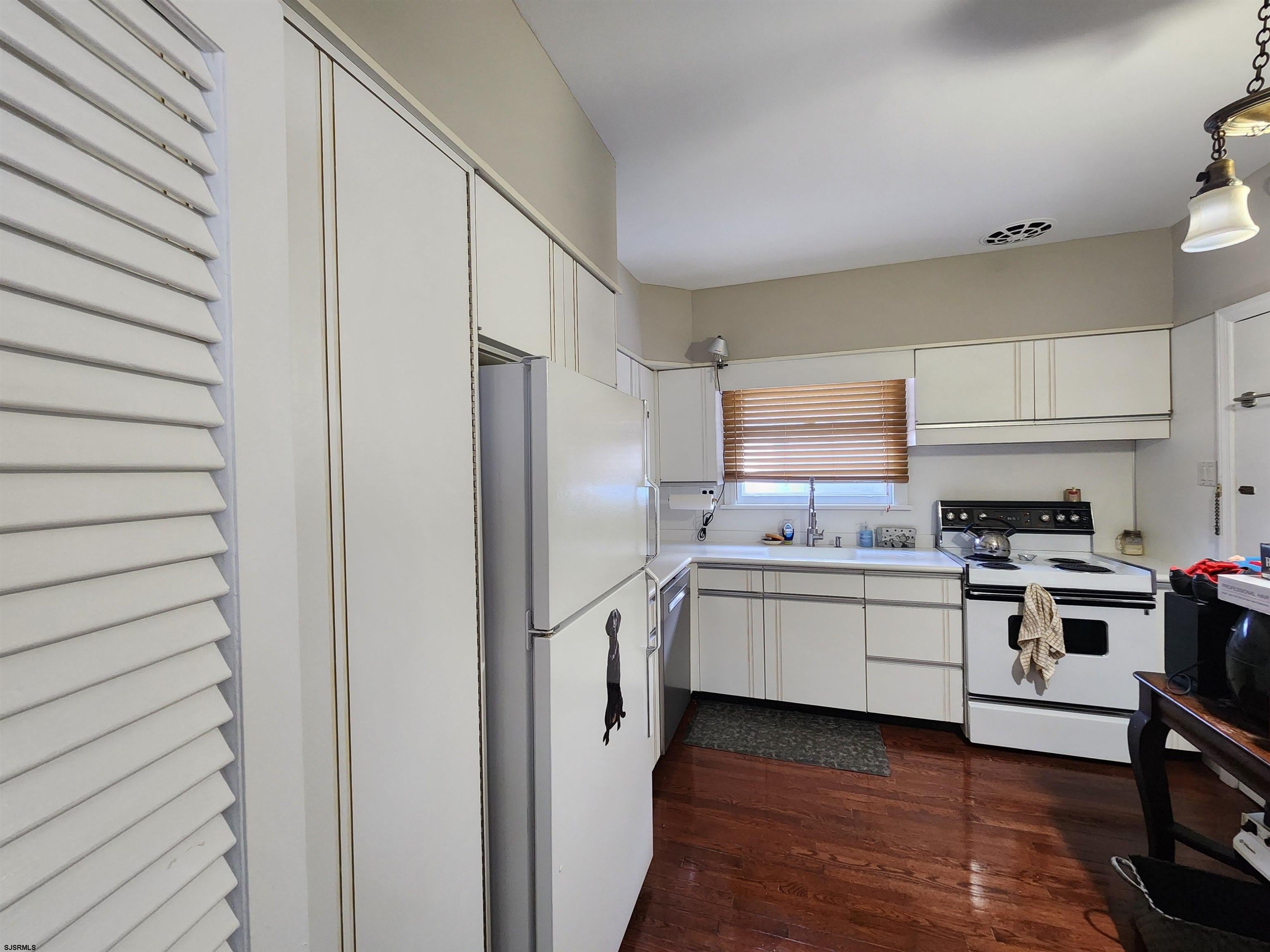 20 S Marion Ave – photo 3