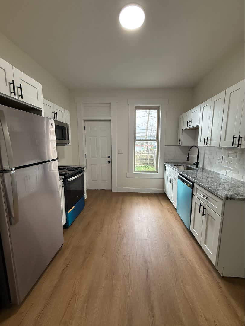 Newly Renovated 3 Bedroom 2 5 Bath Townhome In Merion Village With Single Car Garage – photo 1