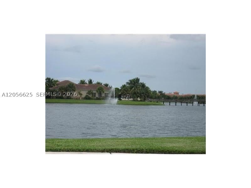 2494 Centergate Dr – photo 3