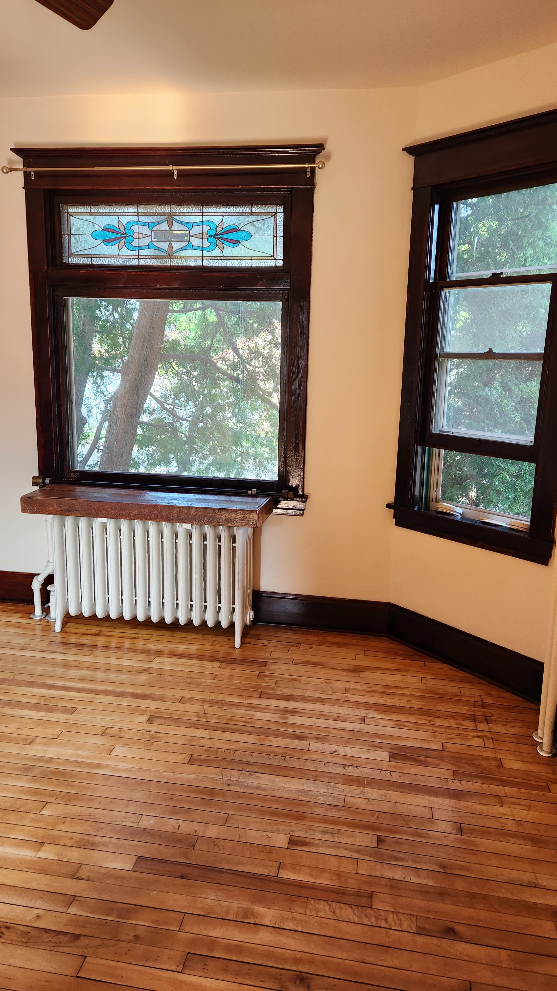 942 Rose Avenue East – photo 3