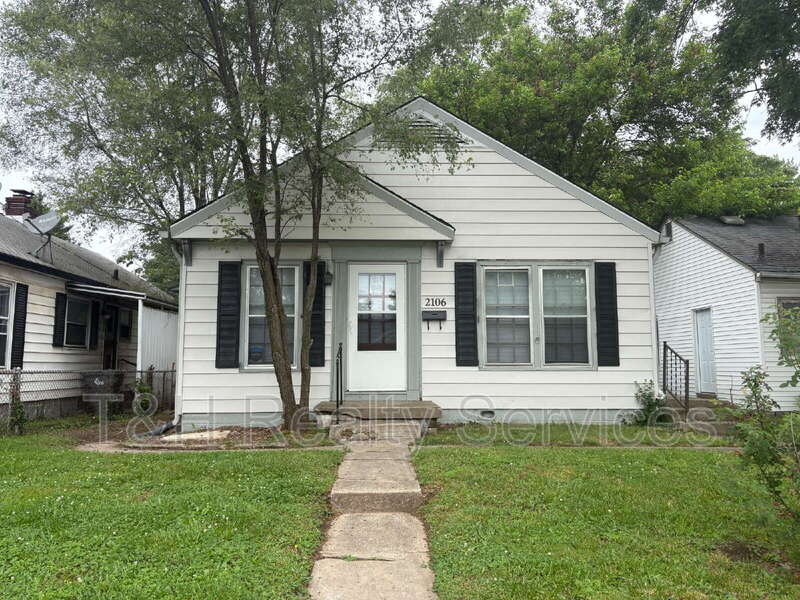 2106 East 46Th Street – photo 1