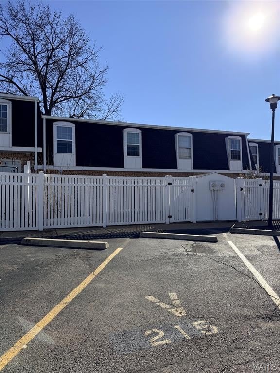 846 Dumont Place – photo 2