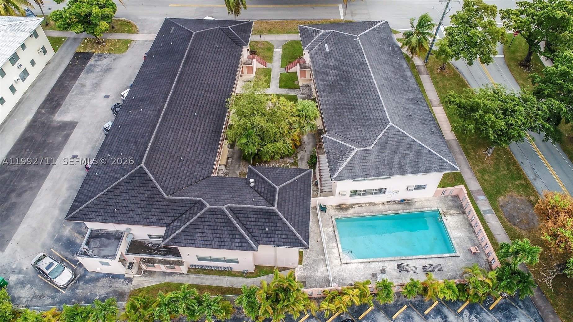 1250 S Alhambra Cir – photo 2
