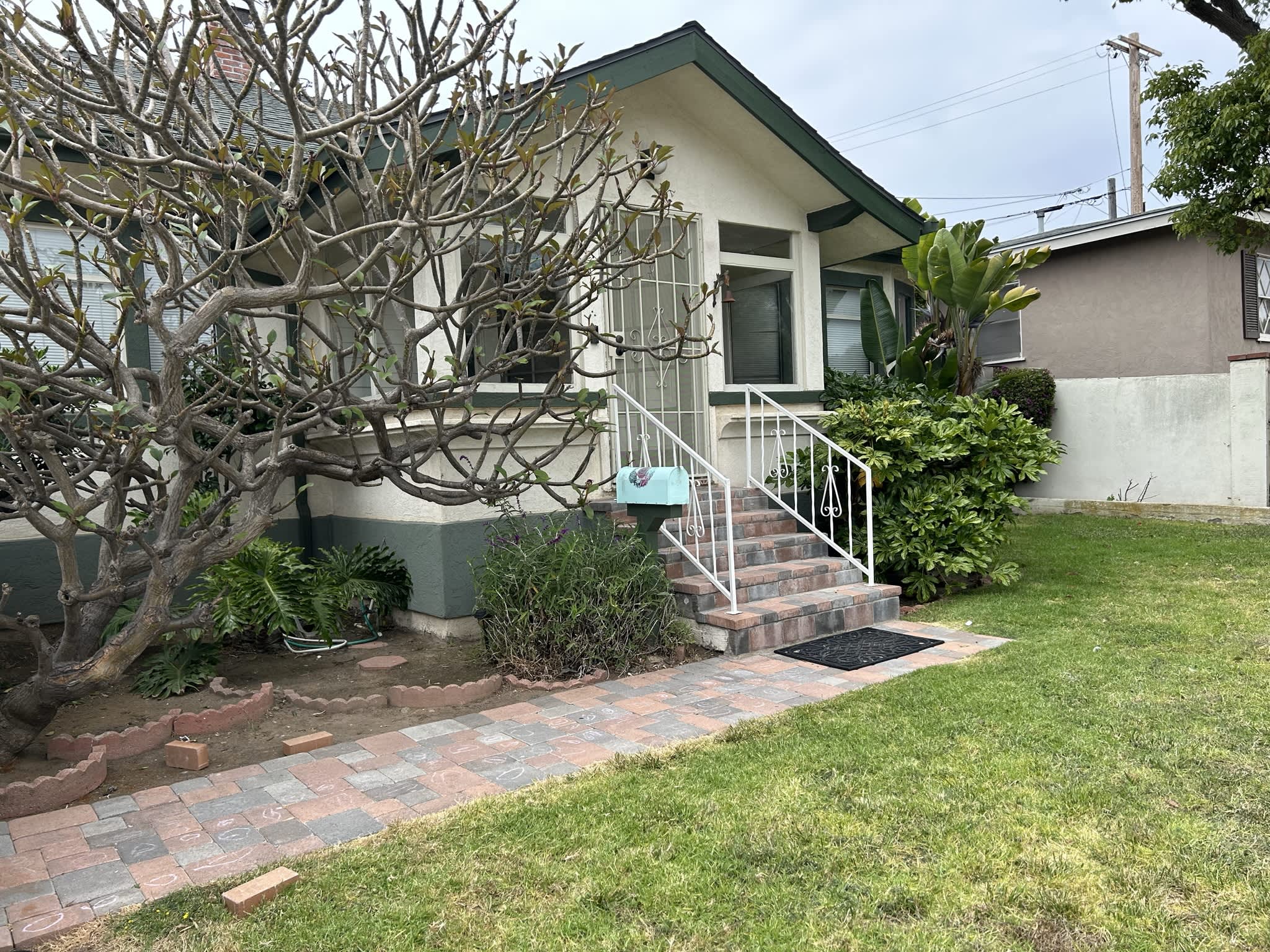 2220 Rosecrans St – photo 3
