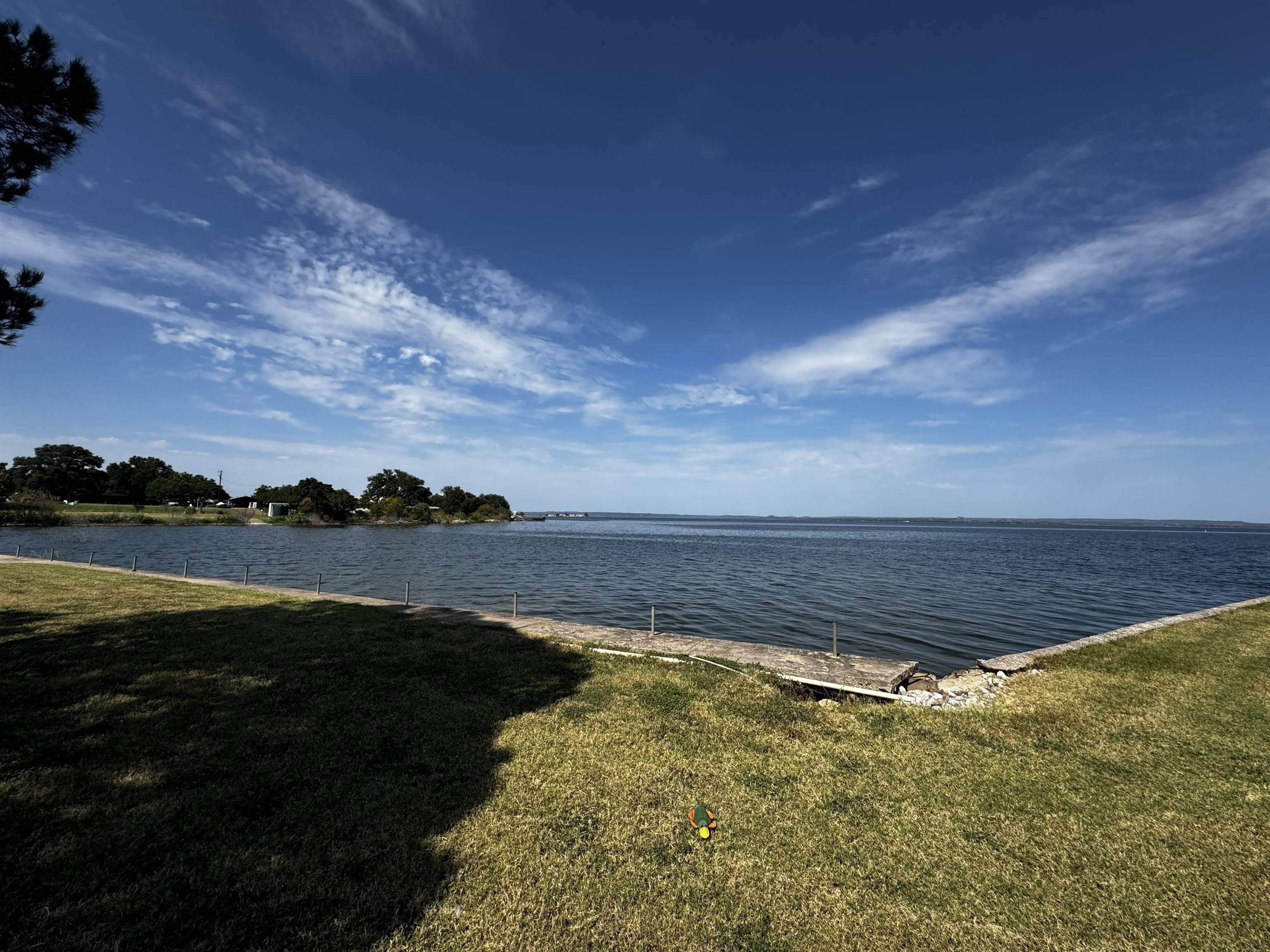 126 Lake Breeze Drive – photo 5