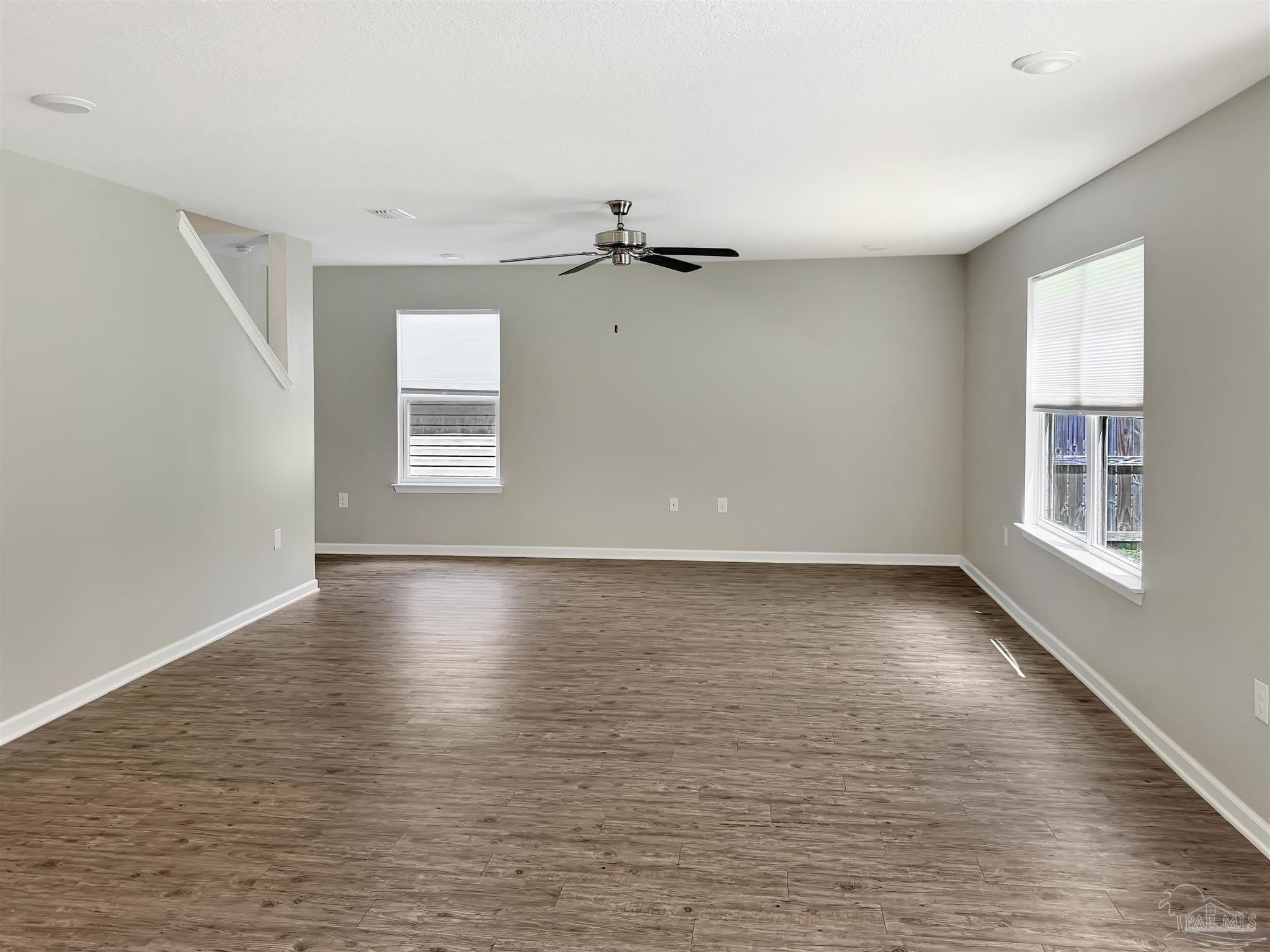 5777 Blackhorse Cir – photo 2