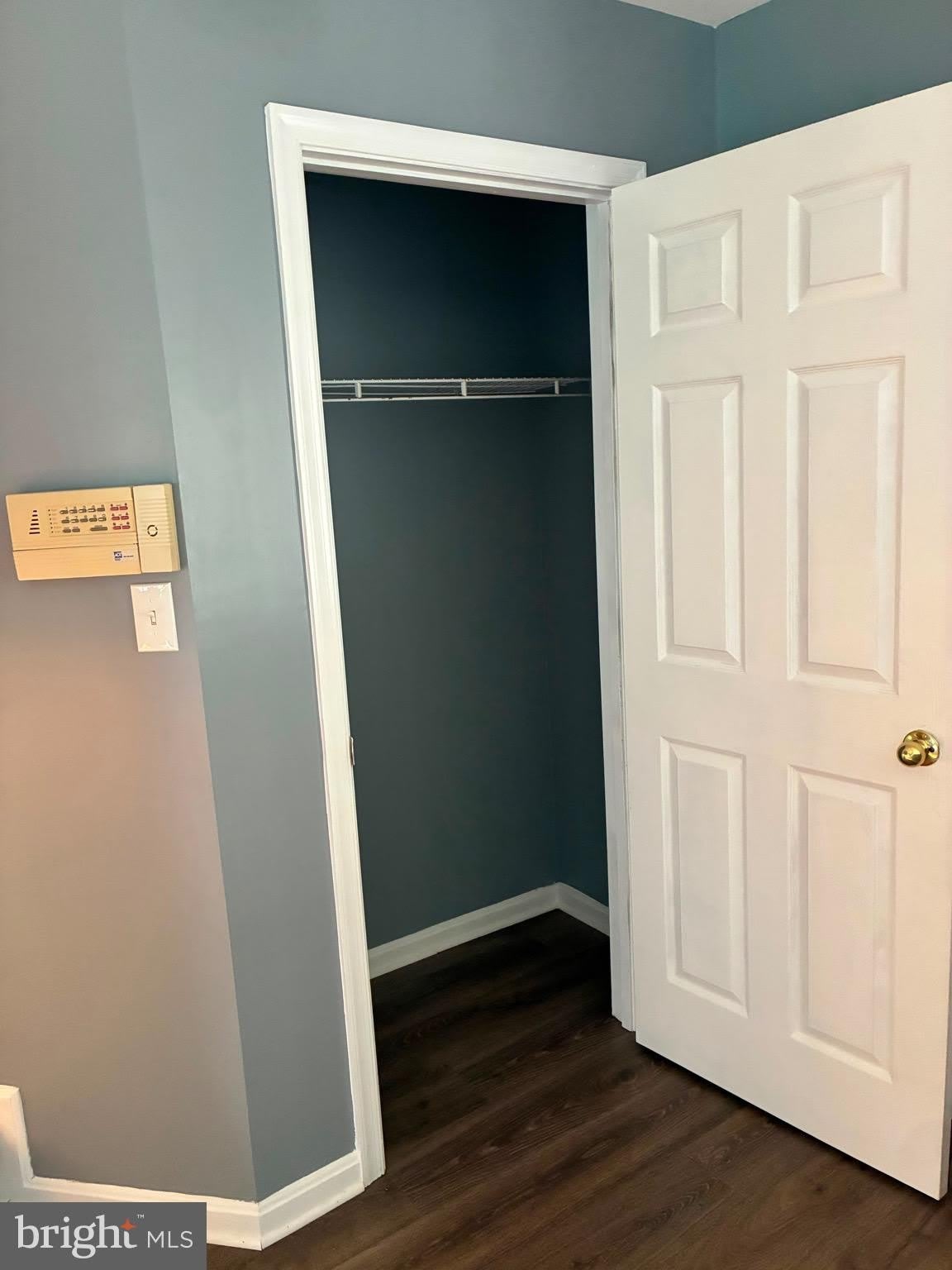 746 VILLAGER Circle – photo 4