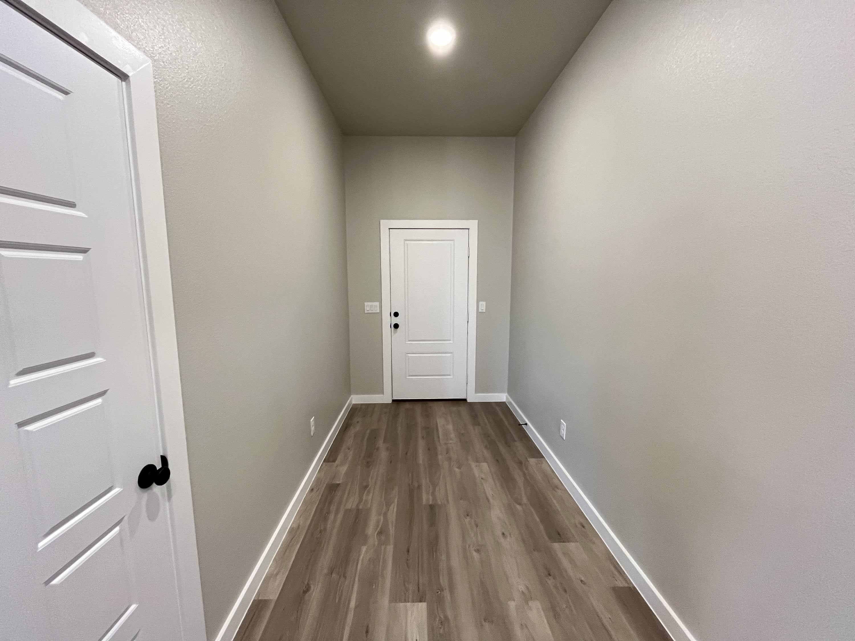 1302 Ross Avenue – photo 3