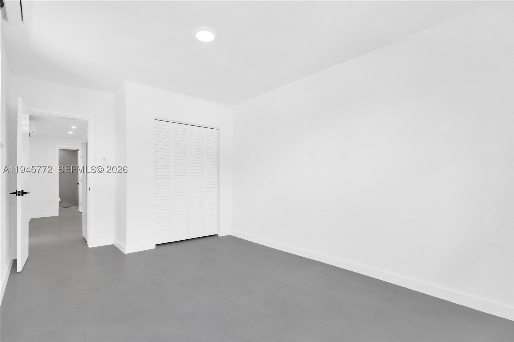 3040 NW 93rd St – photo 5