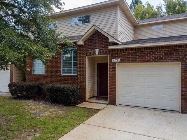 2208 Hadleigh Hills Court – photo 1