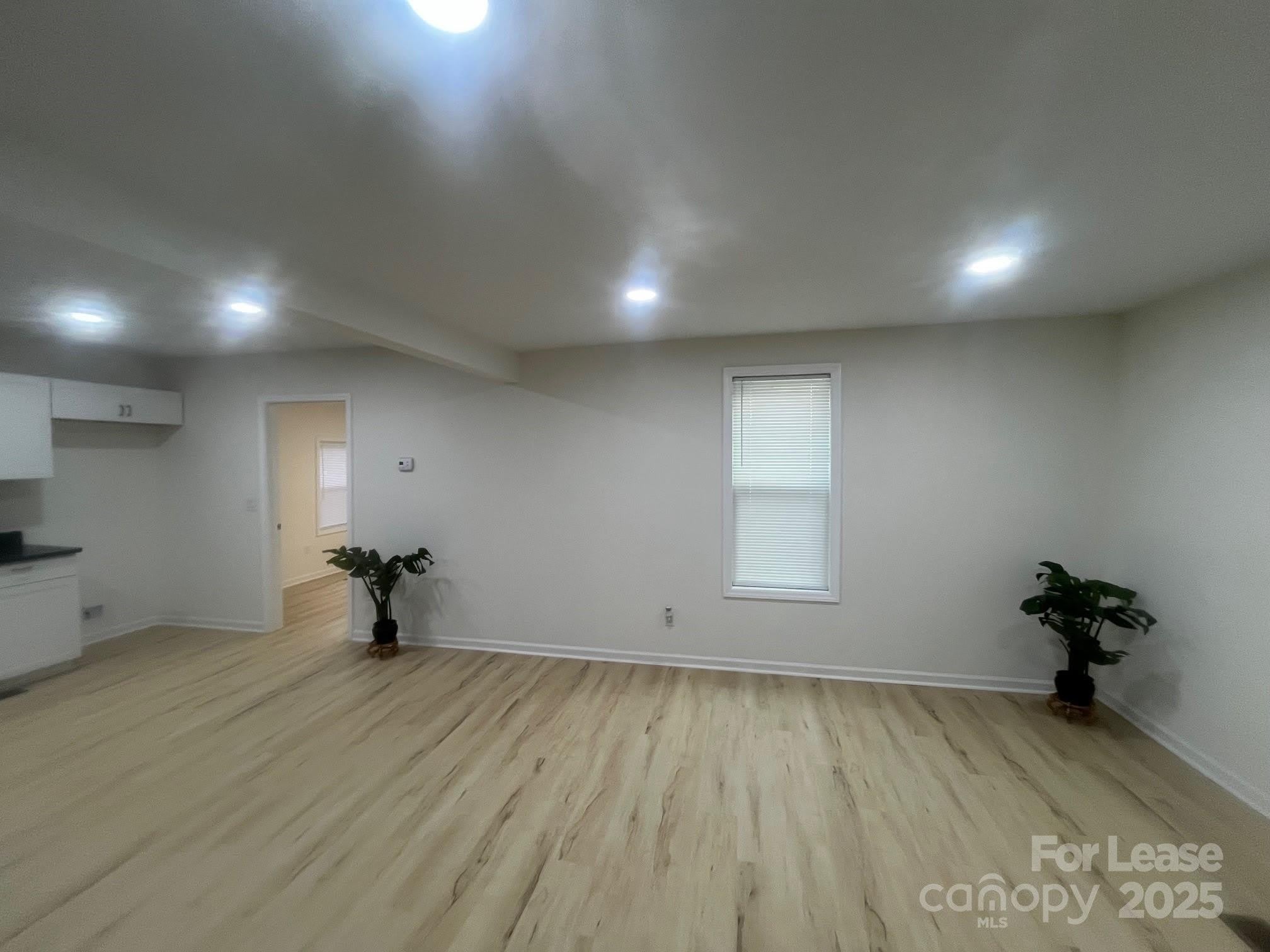 39 E White Street – photo 3