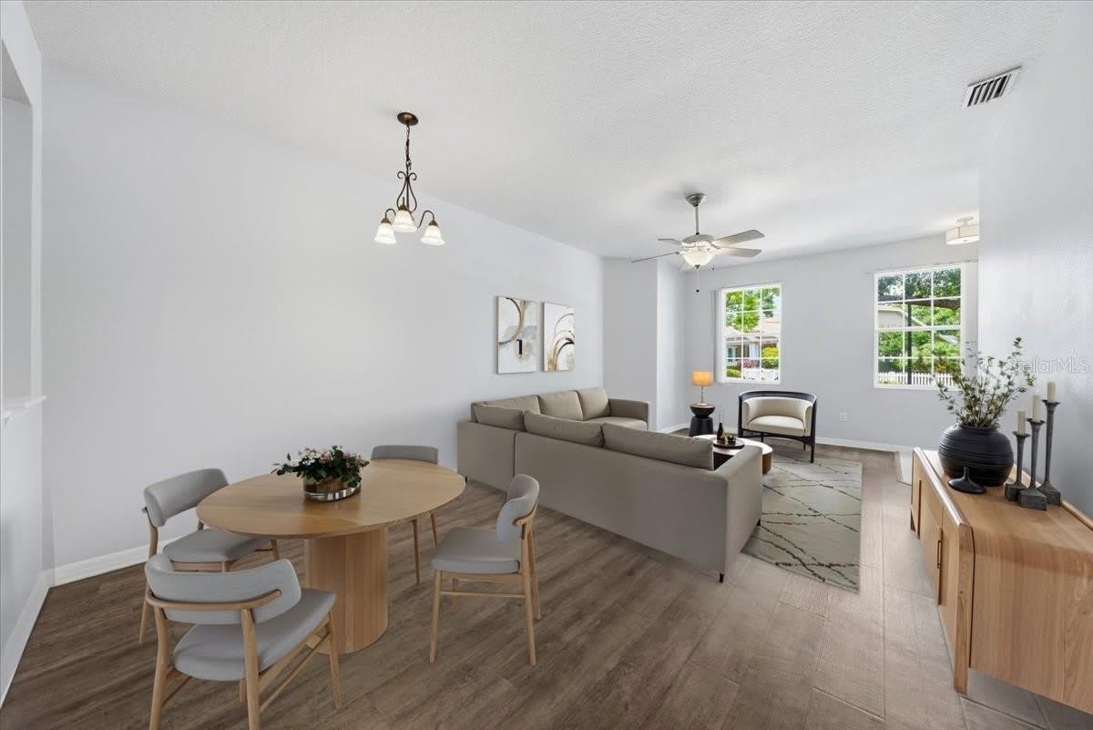 9508 W PARK VILLAGE Drive – photo 4