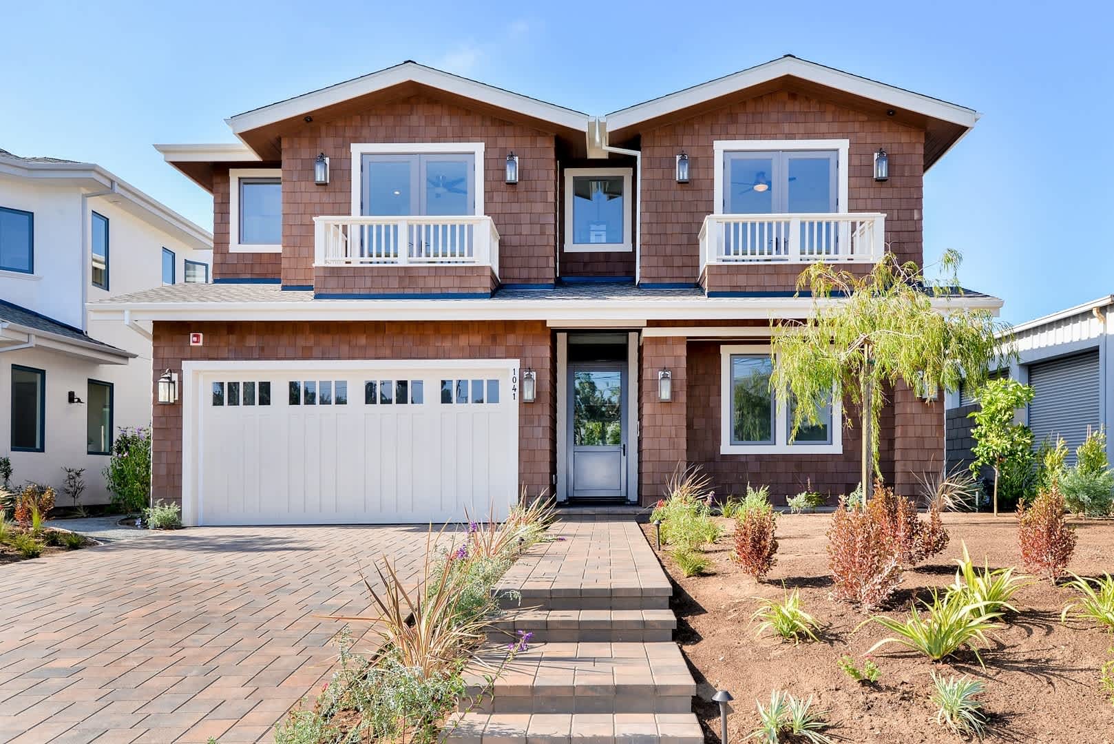 Must See 5 Bedroom 5 Bath In Manhattan Beach Hill Section Swimming Pool Spa Lovely Backyard Smart Home Features – photo 3