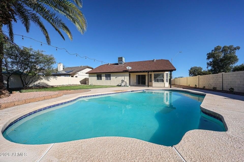 3951 E Waltann Lane – photo 1