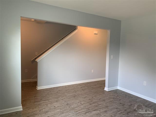 2127 Waltham Street – photo 5