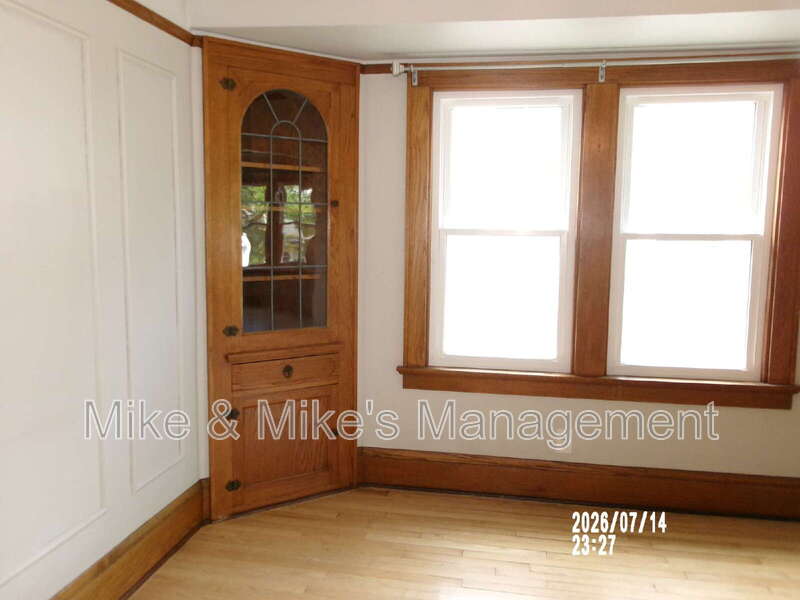 2124 N. 60th Street – photo 5