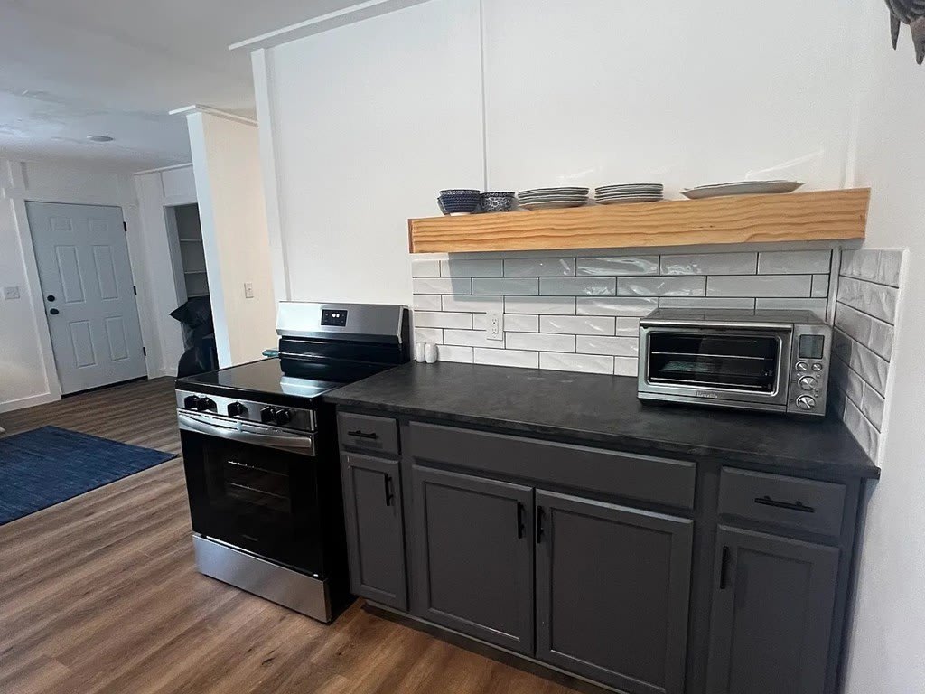 496 Ave A – photo 5