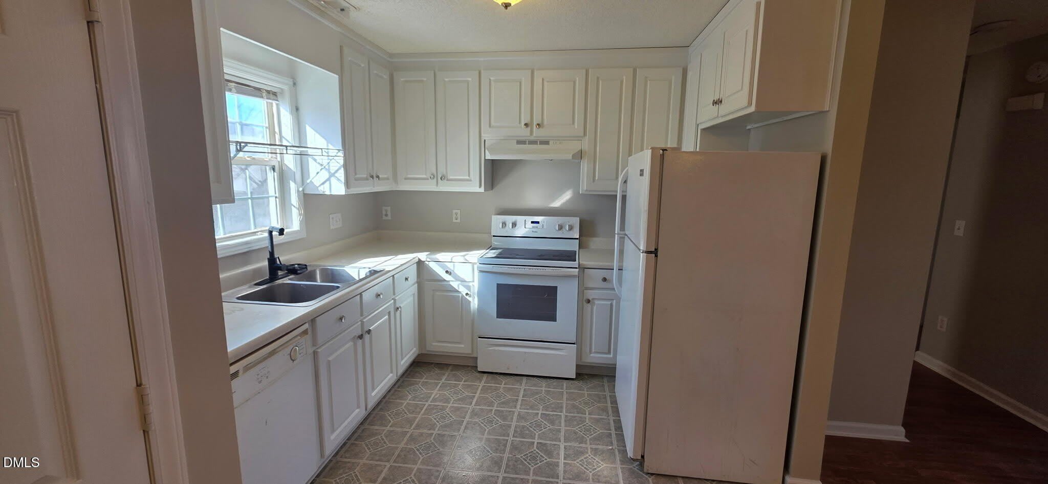 601 W Anderson Street – photo 4