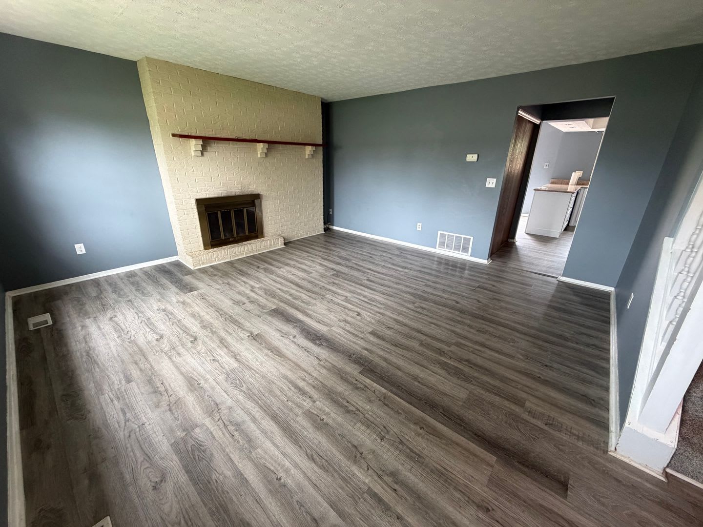 2 Bedroom Condo With Fireplace Private Deck Garage In Centerville – photo 2