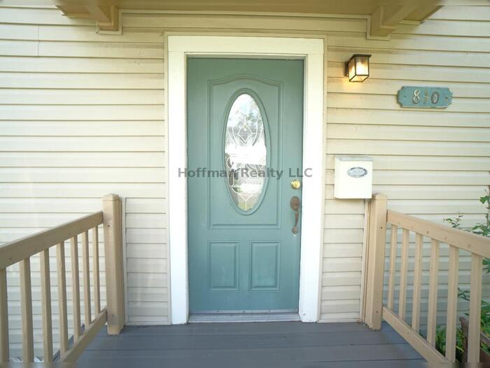 810 West Woodlawn Avenue – photo 2