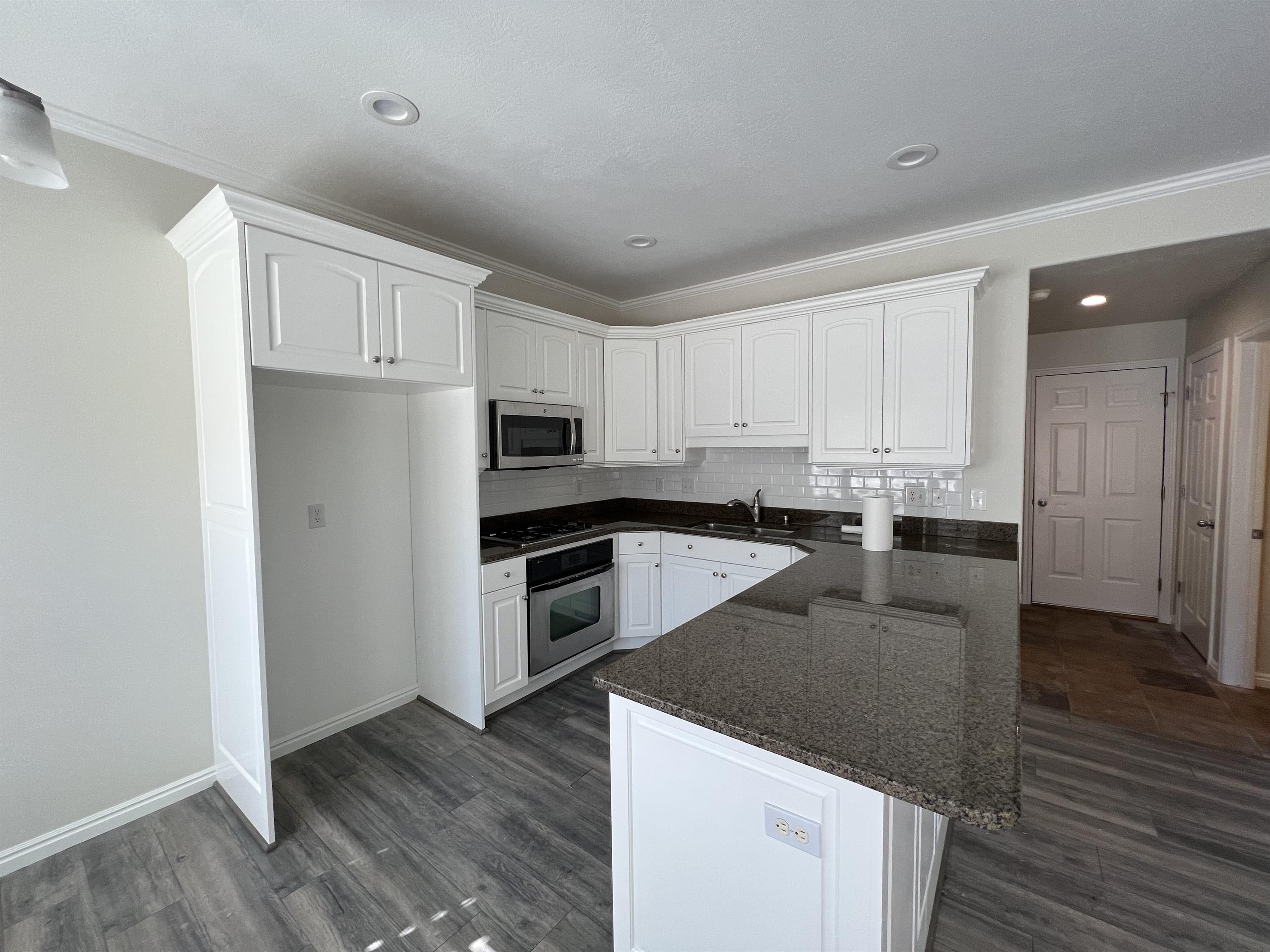 202 White Spruce Cove – photo 5
