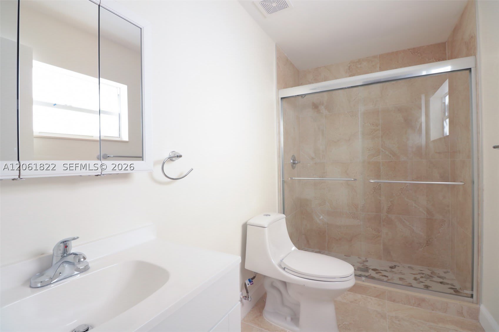 3014 NW 6th St – photo 2