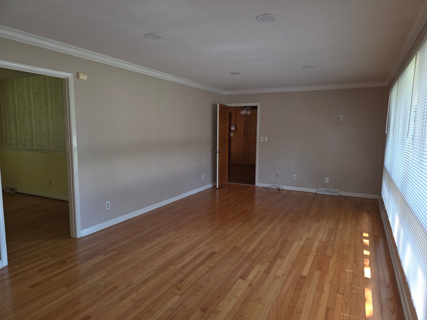 ORANGEBURG – photo 2