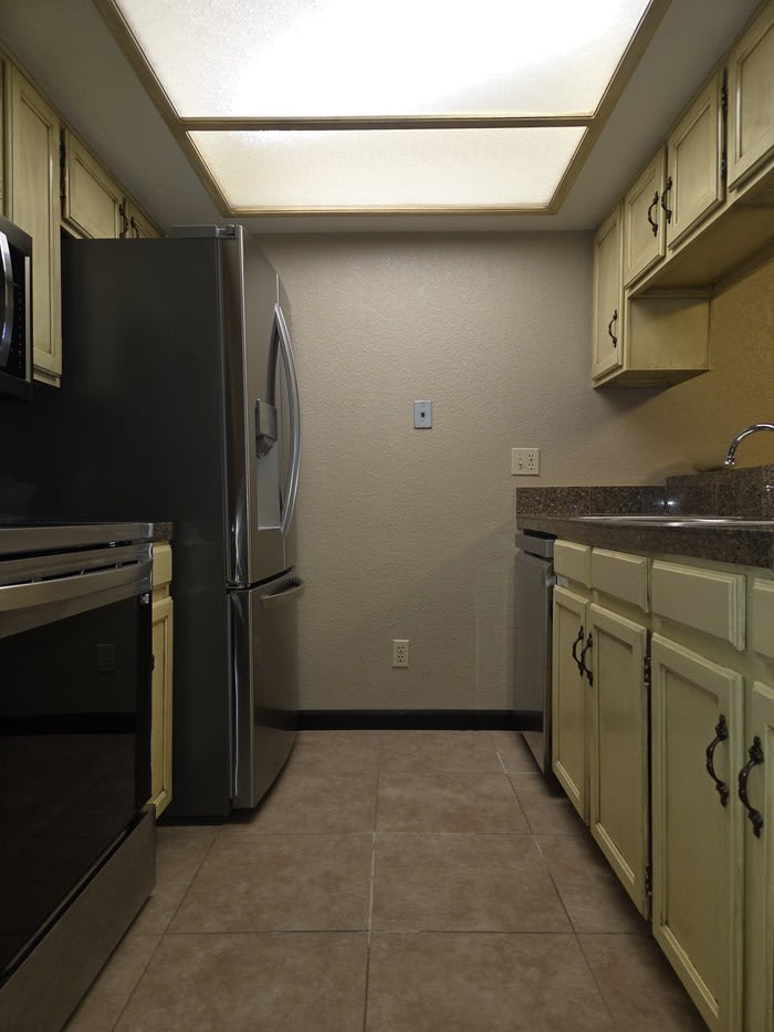 3716 East University Drive – photo 3