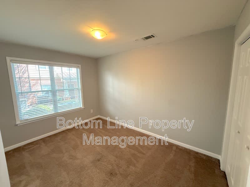 1131 ILana Court – photo 3