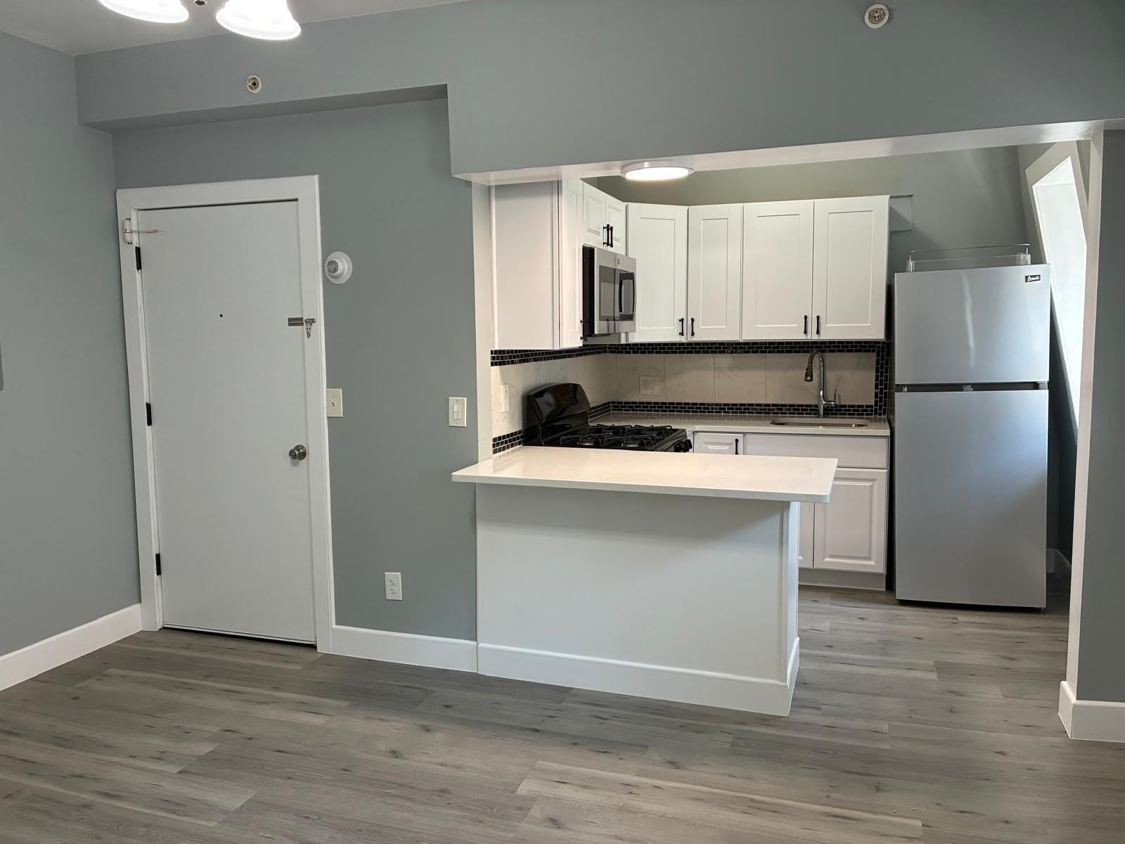 520 34TH ST – photo 2