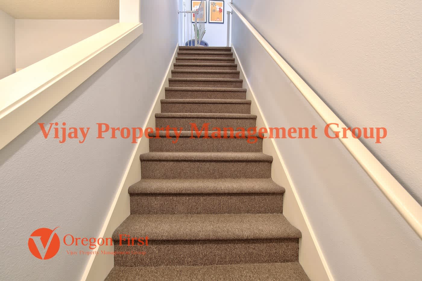 825 NE Wheelock Place – photo 5