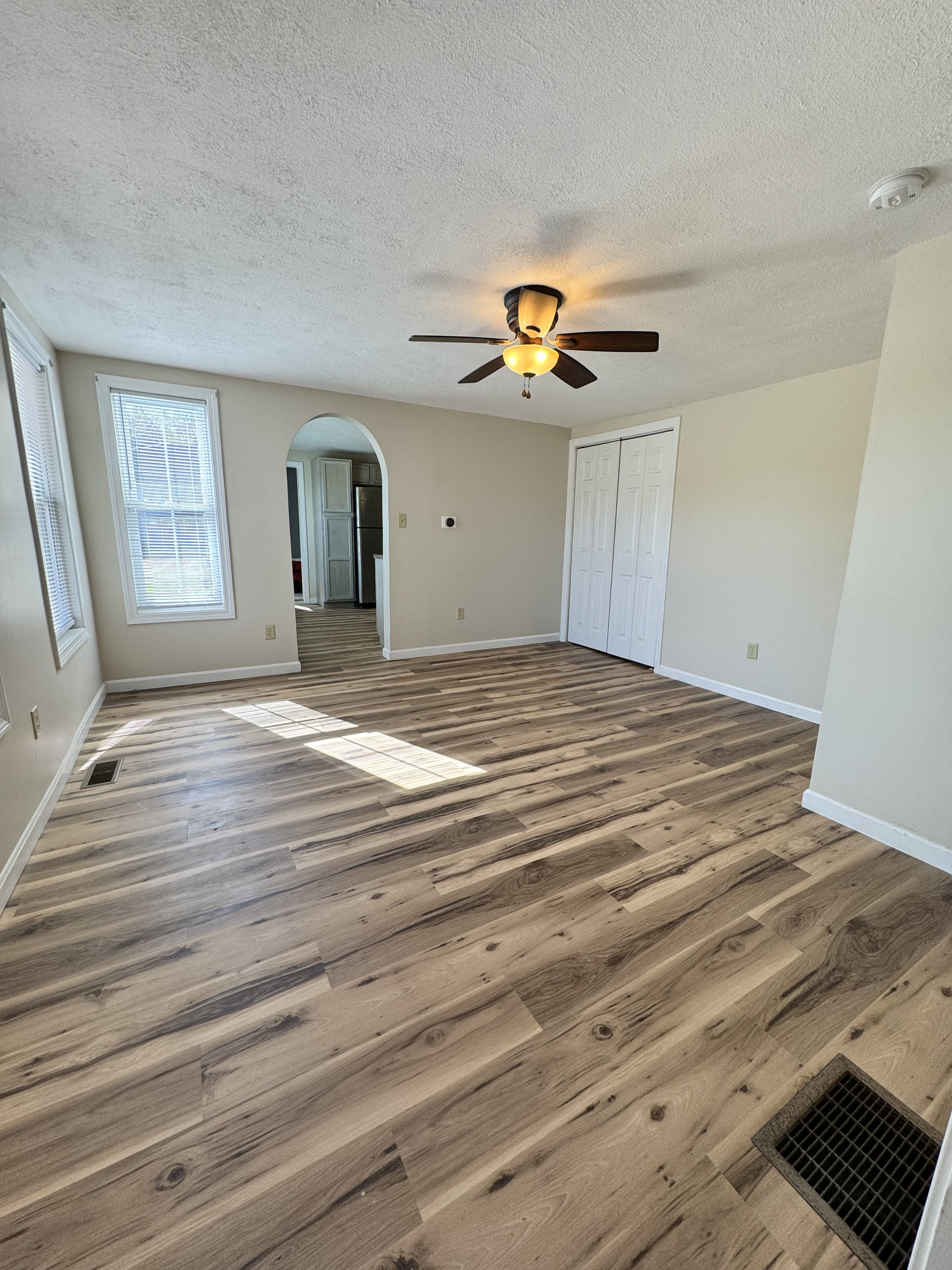 276 North Main Street – photo 4