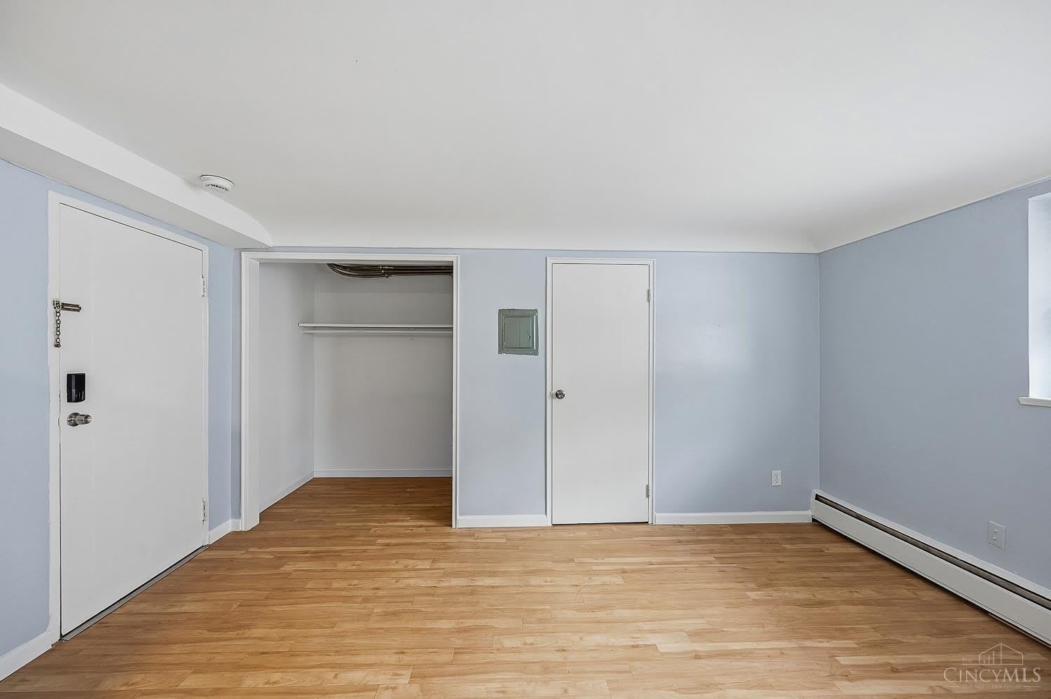 6469 Montgomery Road – photo 4