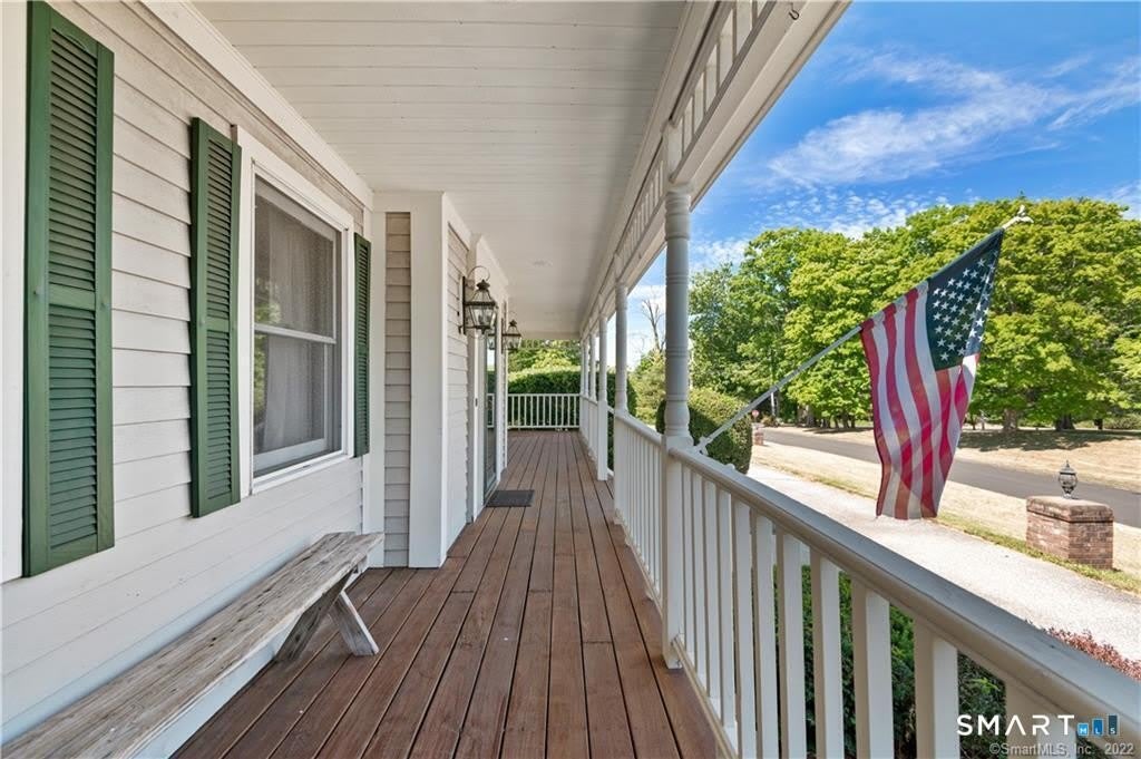 8 Genesee Lane – photo 3