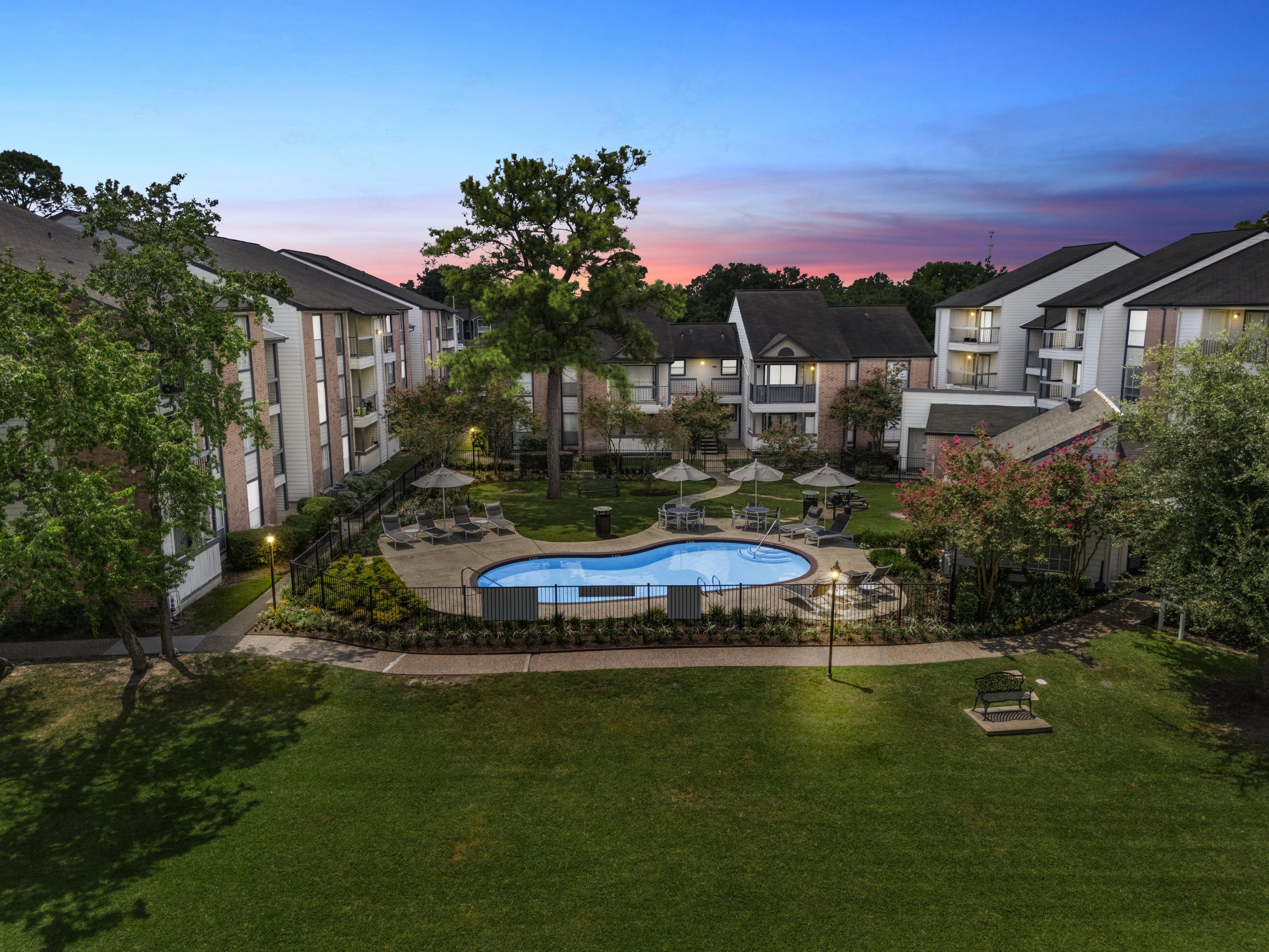 Brandon Oaks Apartments – photo 3