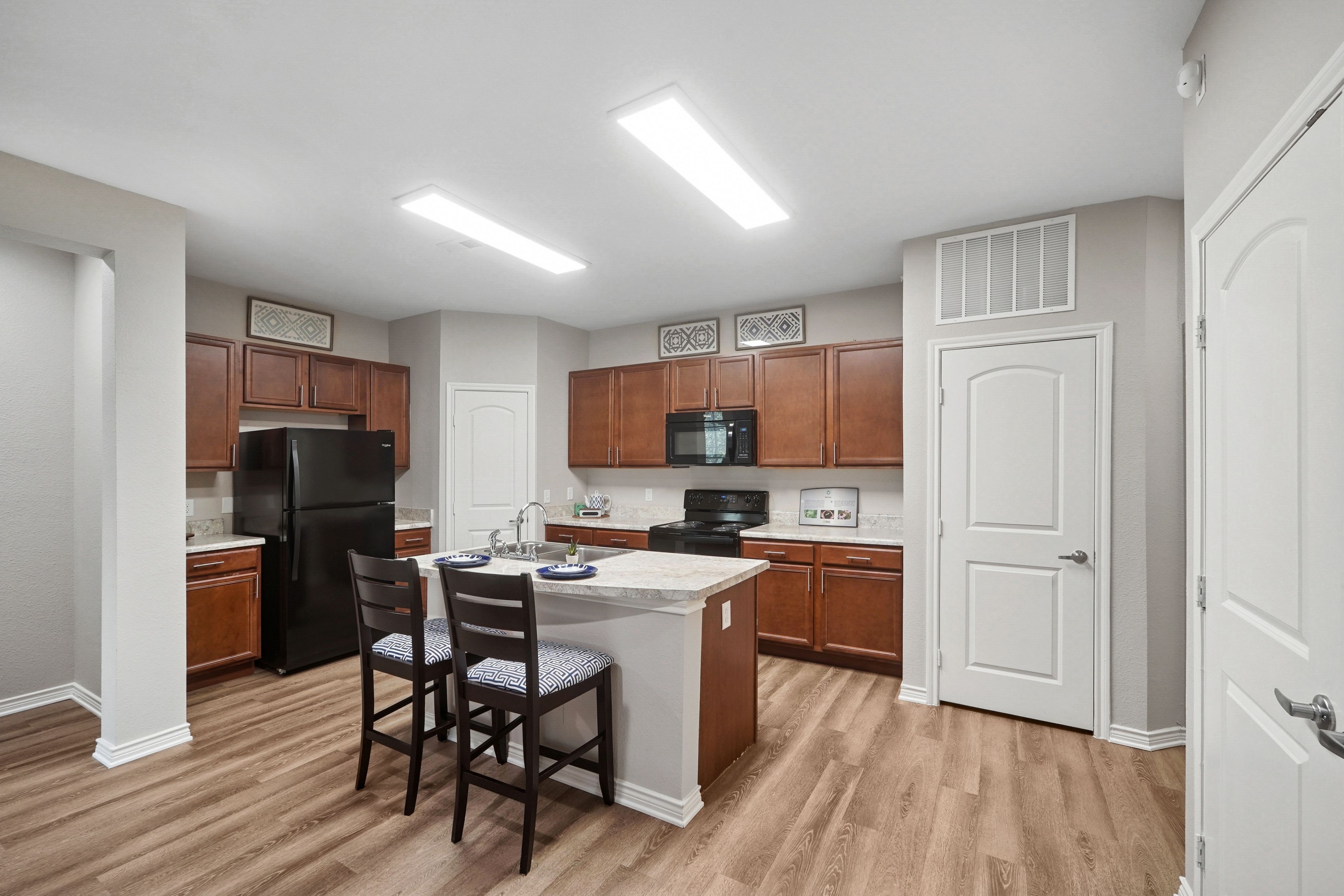 Solaire Apartments – photo 4