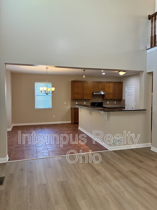 7737 Tree Lake Blvd – photo 3
