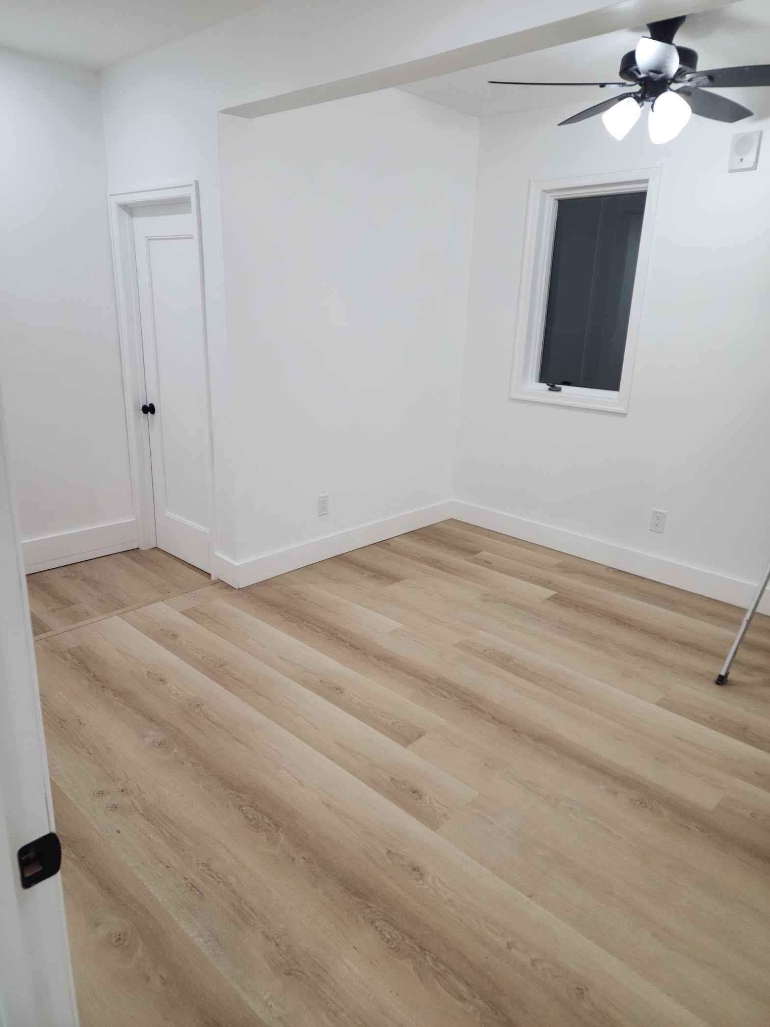 443 N Main St – photo 4