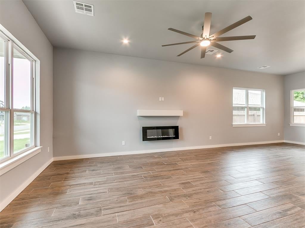 421 Remington Avenue – photo 5