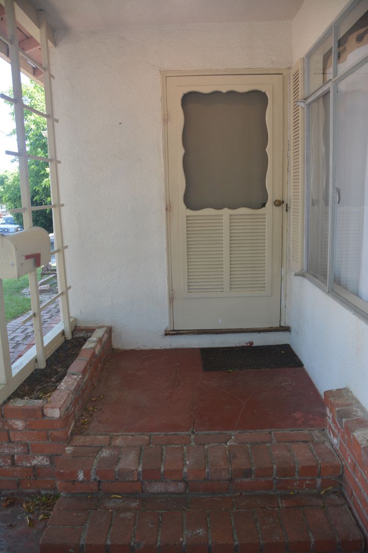 Spacious Newly Updated Pittsburg 3 1 5 Home – photo 2